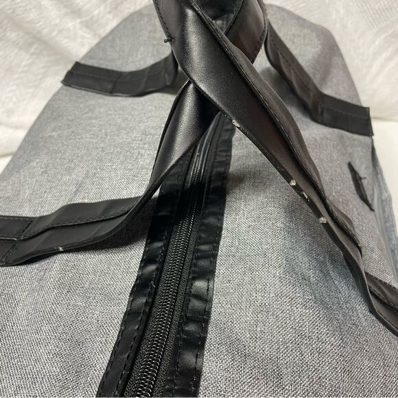 Calvin Klein Gray Black Weekender Duffle Bag Handles and Long Strap - Picture 12 of 14